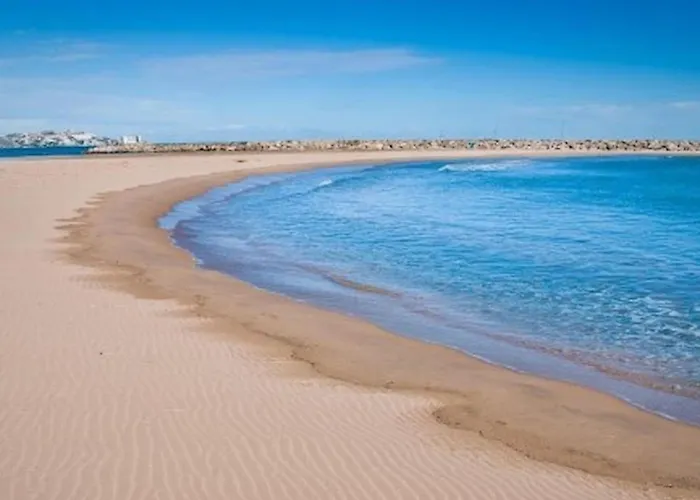 Vacansis De A Primera Linea De Playa En *